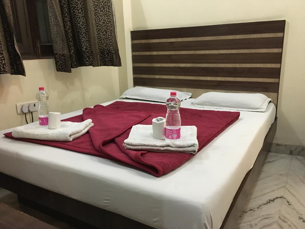 Hotel Vintage Inn Нью-Дели Экстерьер фото